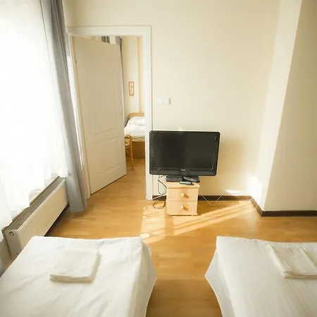 Pokoje Goscinne Animar Bed & Breakfast Warsaw